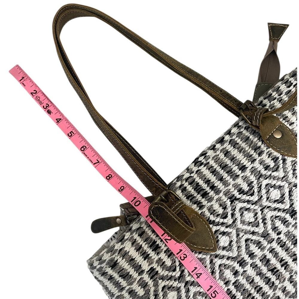 Myra Bag Leather Embroidery Shoulder Bag Tote Boho Aztec Western Brown White - Picture 14 of 16